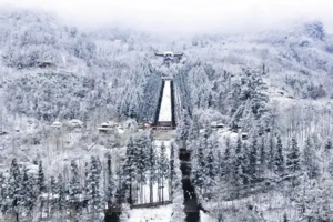 南方雪国的冬天4，去感受冬季神农架银装素裹的仙境画卷4天3晚