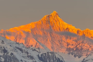 雨崩徒步5天行程