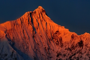 徒步虎跳峡-守望梅里雪山日照金山 3天