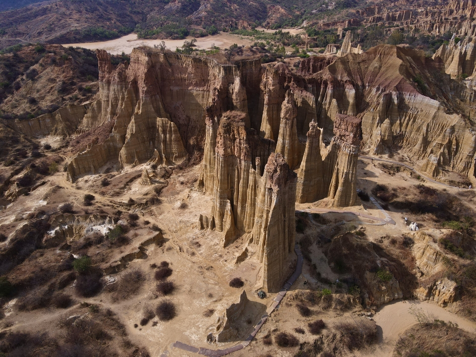 dji_fly_20230428_163204_566_1682670746722_photo