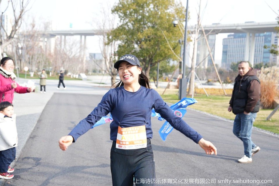 222bf6bdbl1591ce387a0617120ce4f3