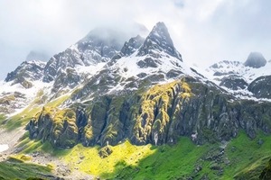 南极洛开放了！10月-12月，南极洛徒步+雨崩：神瀑线、冰湖线、梅里雪山、南极洛，每周六丽江出发，解锁滇西秘境5天4晚