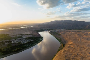 五一徒步：贺兰山如何成为荒漠中的生命方舟？