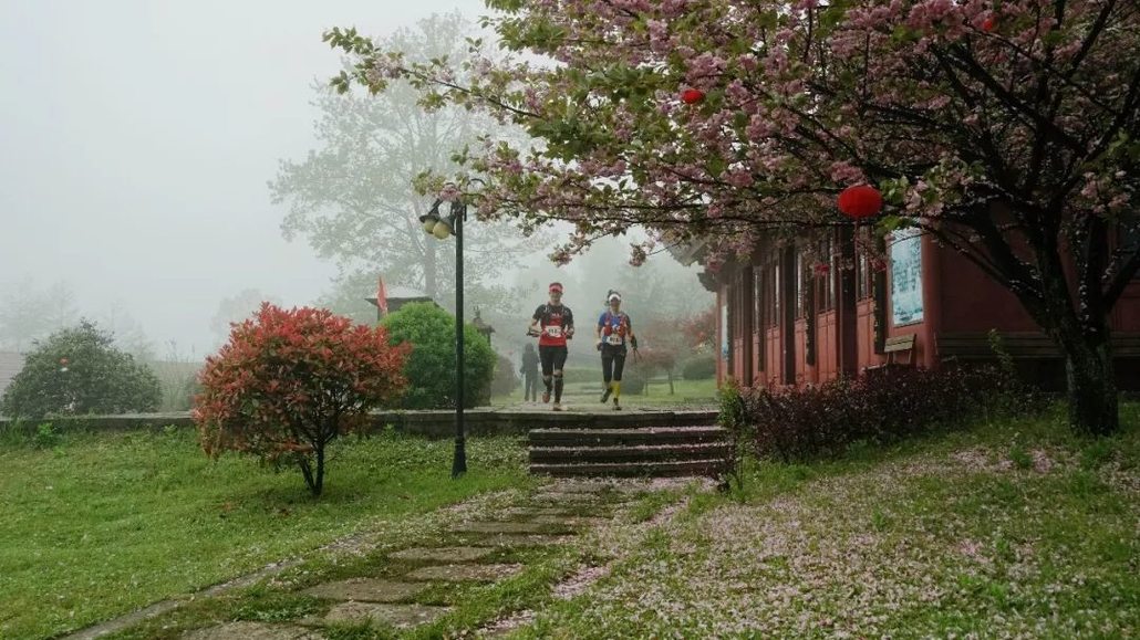 越野和生命,为美而越野 2018江南仙境缙云仙都超级越野赛摄影:林传芬