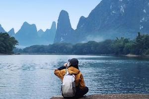 【清明-阳朔】4.3晚-6VIP豪华车：徒步漓江，骑行十里画廊，打卡兴坪古镇，阳朔西街