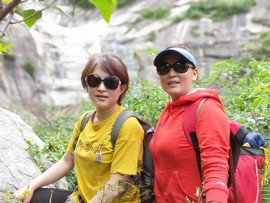 FB40D70E-13AE-49CF-A5C5-B72CE83D0EA9