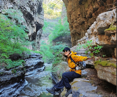 5月10号【龙门涧峡谷特价68元】爨底下古村落+京西宝藏山谷溯溪徒步一日游（初级）