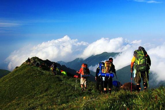 【同舟户外】北京最高峰（东灵山2303米）灵山，挑战灵山主峰一日登山活动！
