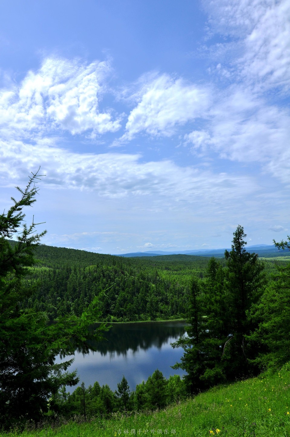驼峰岭天池 (17).jpg