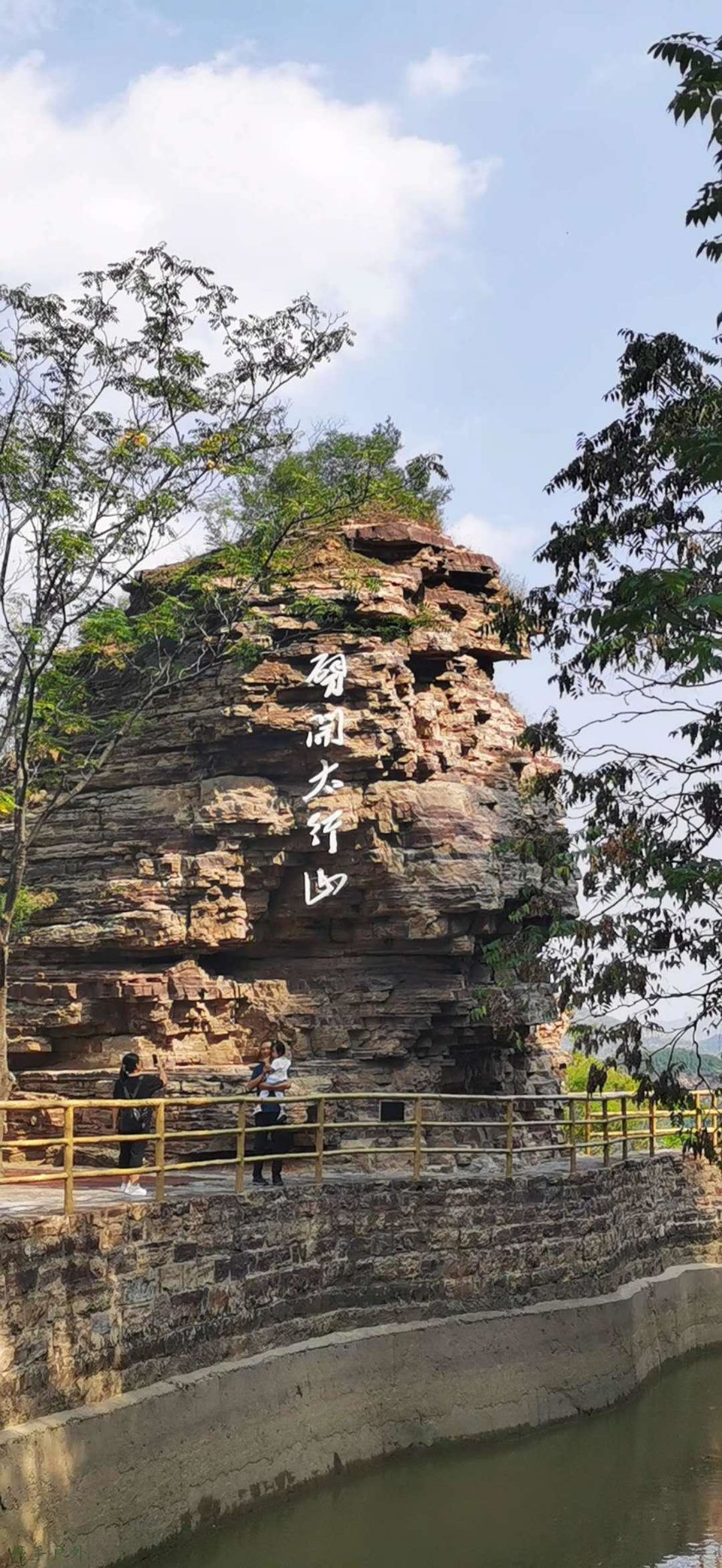 3gfqu41j2fIRSQN14FnekuEI7NjBjpJMmn0JJHrn7IlhEmas15dubxRpaMTeHxfc