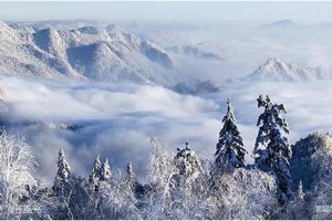 2026年1月31-2月1号白山松岭雪村、五棚湖冰瀑和老秃顶子2日野线登山赏雪  