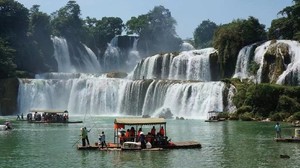 【广西秘境 】2025年10月25号到11月4号11天，金秋龙脊梯田，探秘长寿乡：桂林/南宁/柳州/巴马/北海银滩