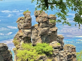 2026年5月23日威虎岭景区观光摄影采野菜