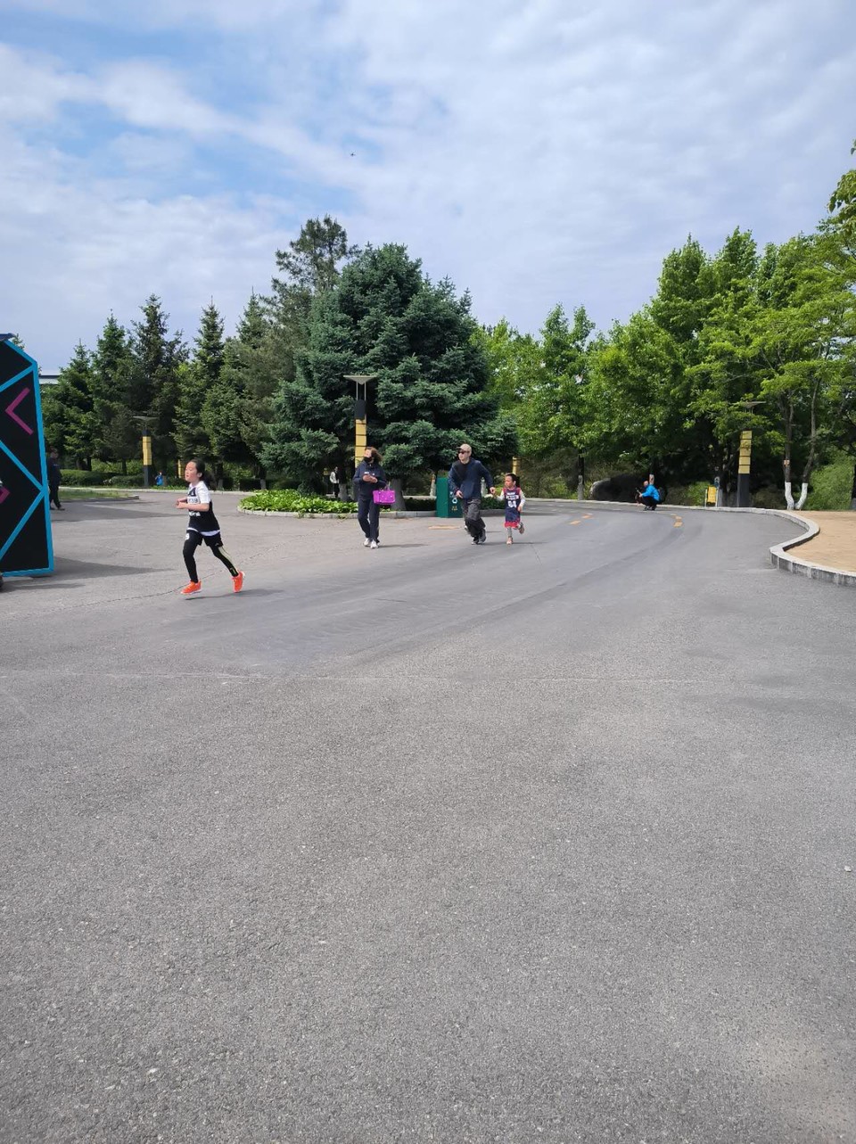 8f2hkJh5SFmYNbMEy-MN6ggb0vAidhUYm__8MZIyLUkCDKMKdU3OpKxuzKlS_H14