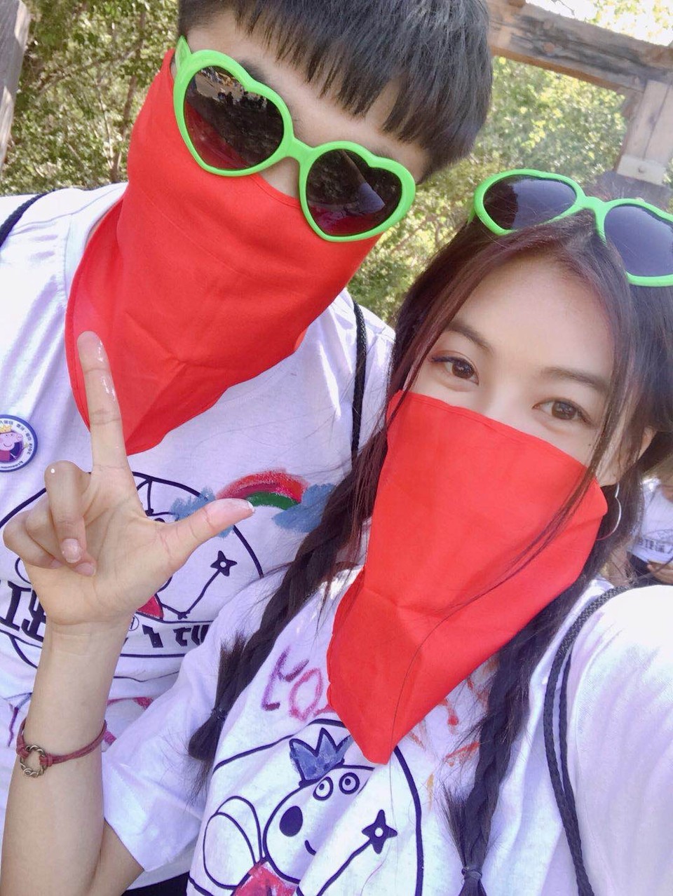 FA94E18C-EAD4-40B7-BDE3-90535472F4A5