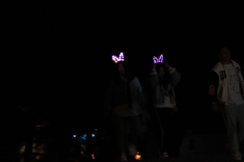 4-GbLkmC9iuYwPLJo0BVU4_O3uShbfU-8cAMkodVNUdBGDXEvpaTbs5lWbqE1jSZ