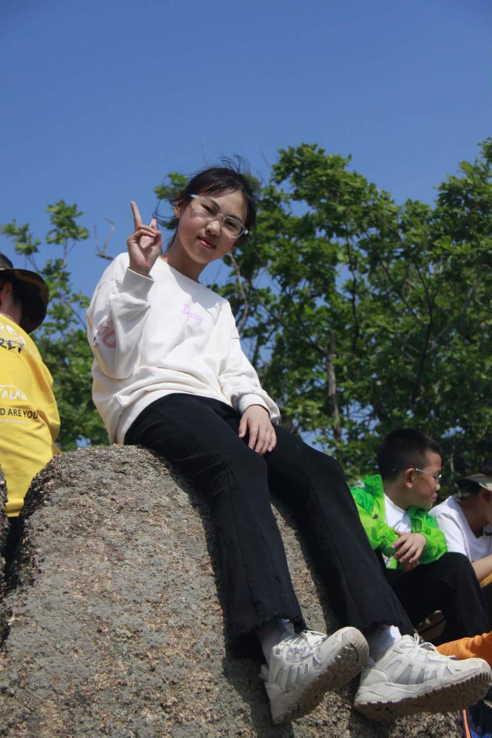 g-eeIvL5WLvsZr-riBCIic0_q9j-ErVeJAlrGehTyTilZo0sYUt7e8UyM3G0h410