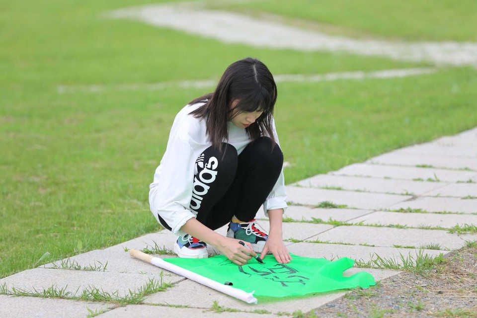 qva4yorPYqLjxHjMpgVwFyW-YbEpodeKCQr0FDVkoV8JfEUIoPTBwjxSNxFbBNIw