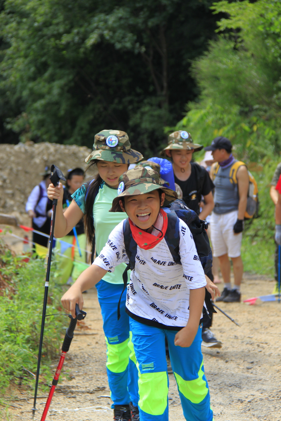 6-cwD-iZvgWF_JCGx1konStNm_ZTPGqLWFy_TdGA7ylca2biVQLxD5irHJKySfaA