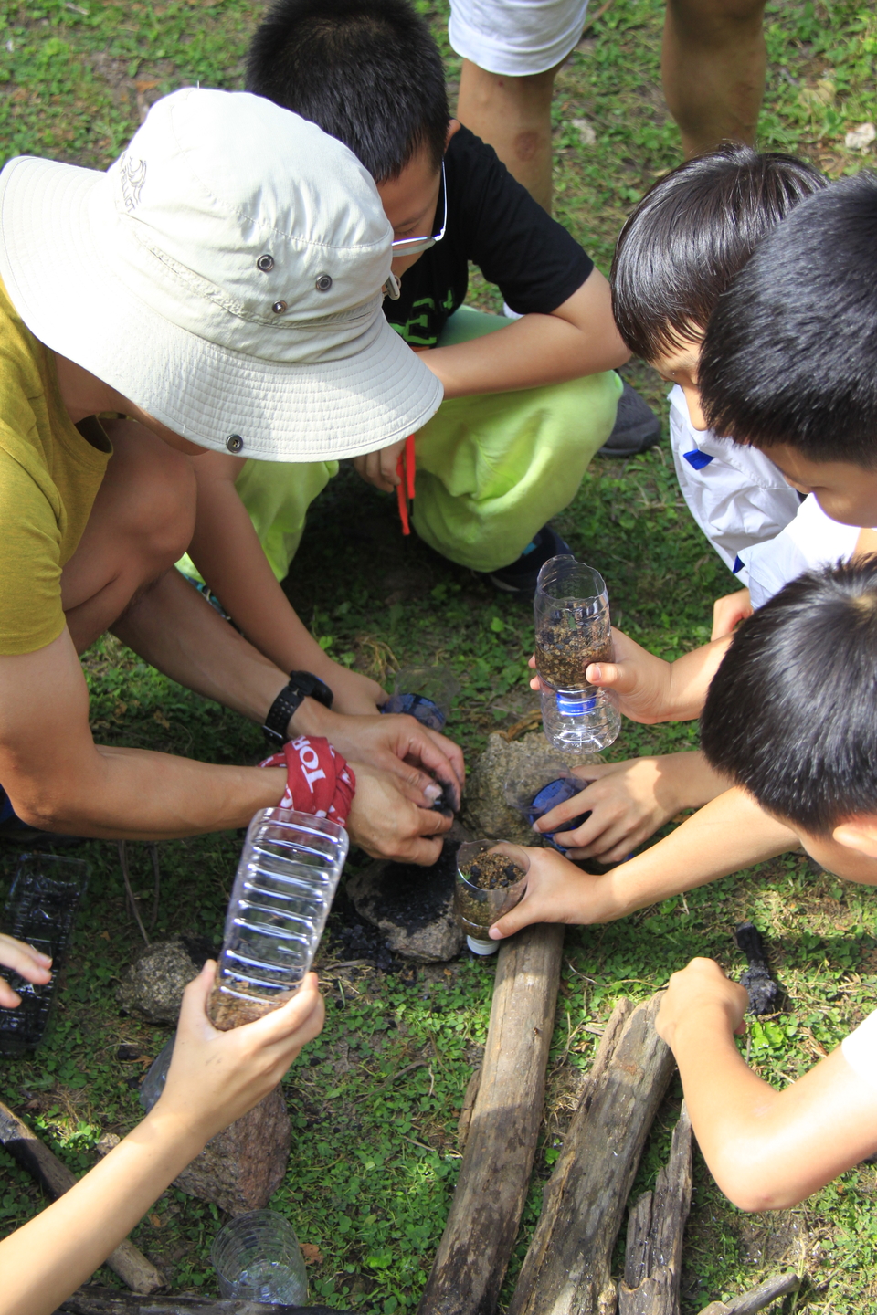 AGvviOg_f8WdLEE17uh5yzyaJc8q1LsjkoZbrq5u51ofTHN3-PYM3Hy0w-cgCGi3