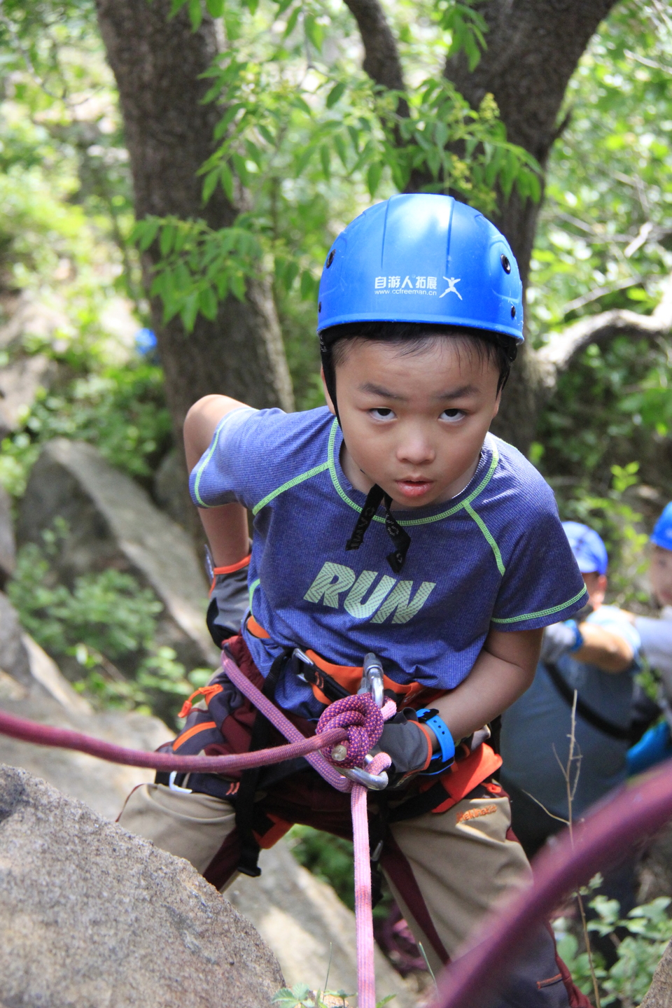 CdQA-BrizjbvqZ4ghUlUSB04y_8NPY0rhJQ-DEFxkjg8TyMldT56LvMOl8cZGHPg