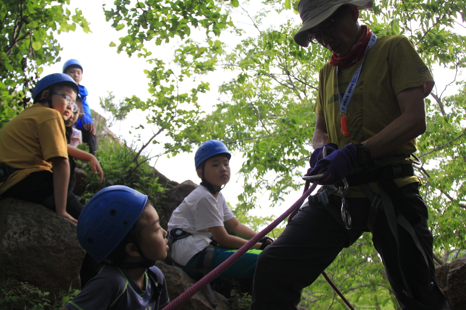 CdQA-BrizjbvqZ4ghUlUSOsAGeIahbllGHV-iLl3wODxKE34dZkKYrQ4u2Uc_Uy3