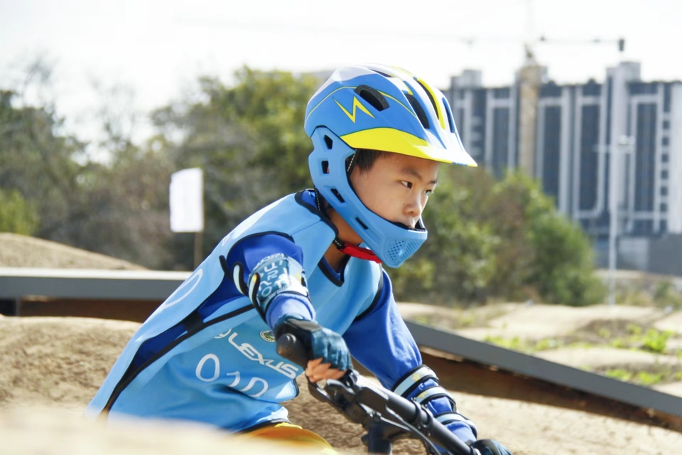 0AaCC3-wFstmSyVhzQjmRRaVYp-mzvrJ6qTkD-PaPUU51Sow1pJf6nonPUTMI2Dc