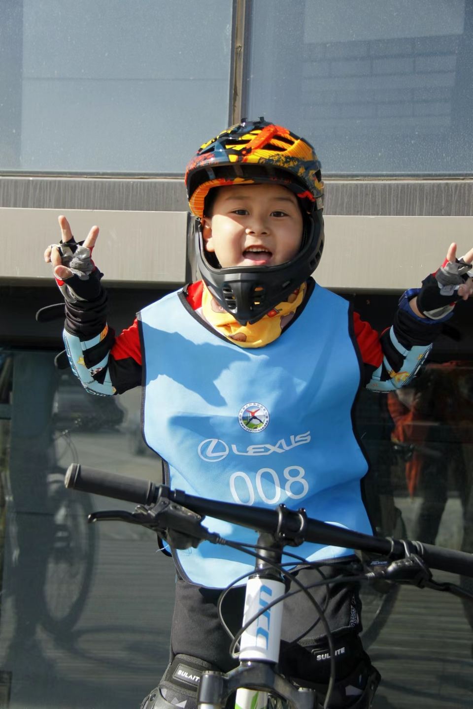 0AaCC3-wFstmSyVhzQjmRURjUt6wjQMxdFdghVNrFpoNCcYlTStzXFEM_iRVlvkN