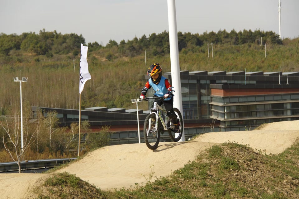 3M-oDy1pvbQ0Sbjs-TAyoVXPrzDDeOvVADuiSrUcp0dPSnLyu6DUWh87O-vBpPiD