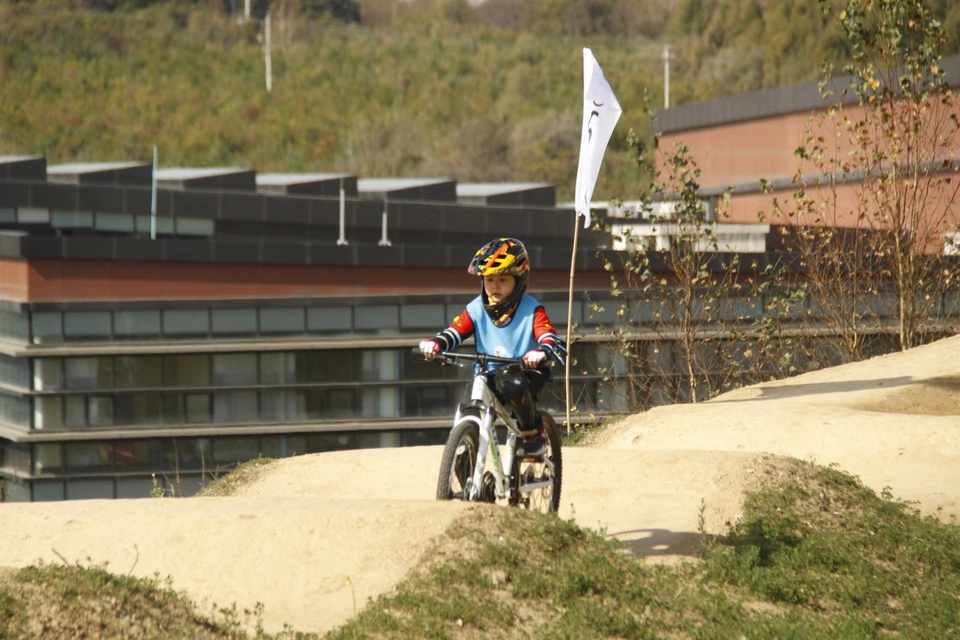 3M-oDy1pvbQ0Sbjs-TAyoaSutV23SNQVSmSAicfjXGI4rBVSPdEmQIl-ypw5vpGc