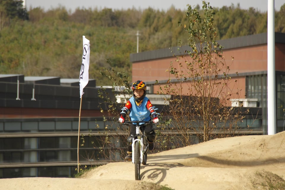 3M-oDy1pvbQ0Sbjs-TAyoY38DLt3Hr_ysFFwoBOcx08yLNKKamQh2f8nYRe648jP