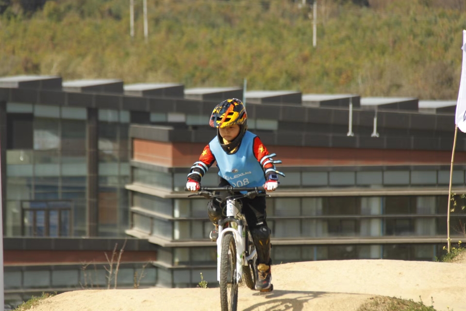 3M-oDy1pvbQ0Sbjs-TAyoSKMg5dUZKbwKk6iR7i1-Zg5-oNjLkF4JUKU4GF9degy