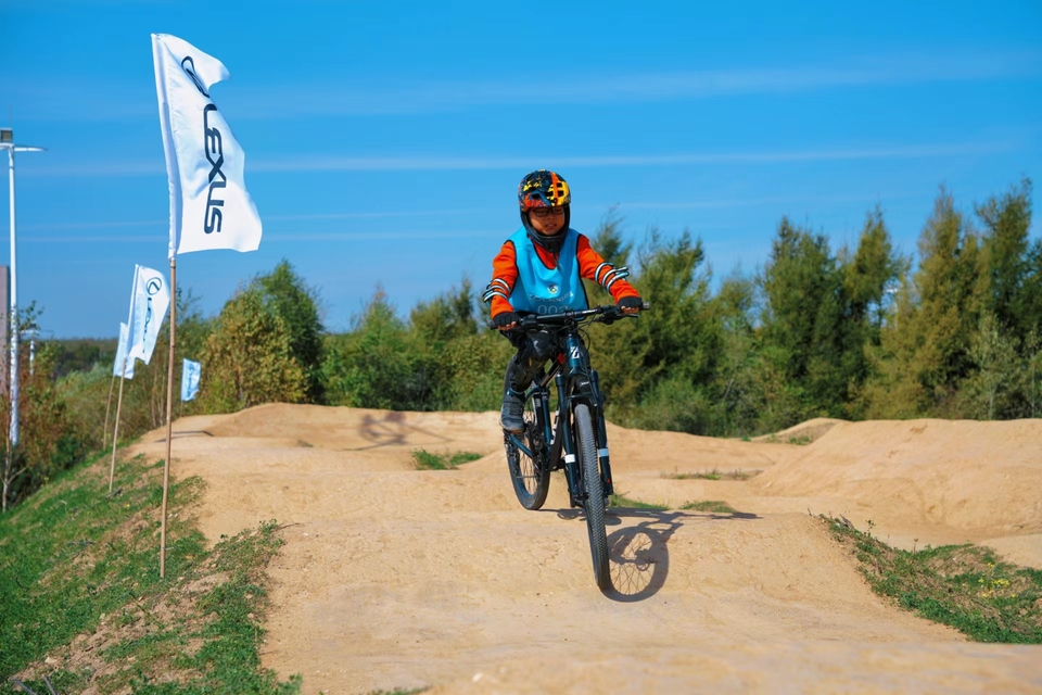 nCDZm03mNlBiNyC0tA4XgZZ_kwfz0vlRRN7QD6SnlQZ275W1cX0yDo0dUgtzOAa9