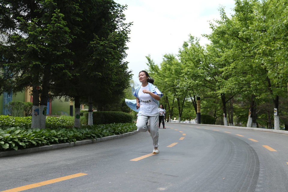 0UXgVhUAOuPEfDjXhLD-obwjTVtilde1mI12KAXnn8WDkMU-arXHGDVA0PJC4T8b