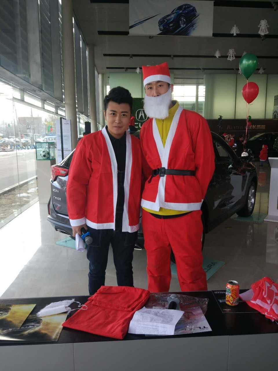 F04A20C8-3ABF-415A-983D-63D70DC8741B