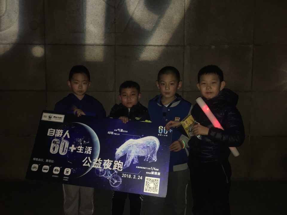 EA87AB8B-183A-40AD-A224-C86F05B355FE