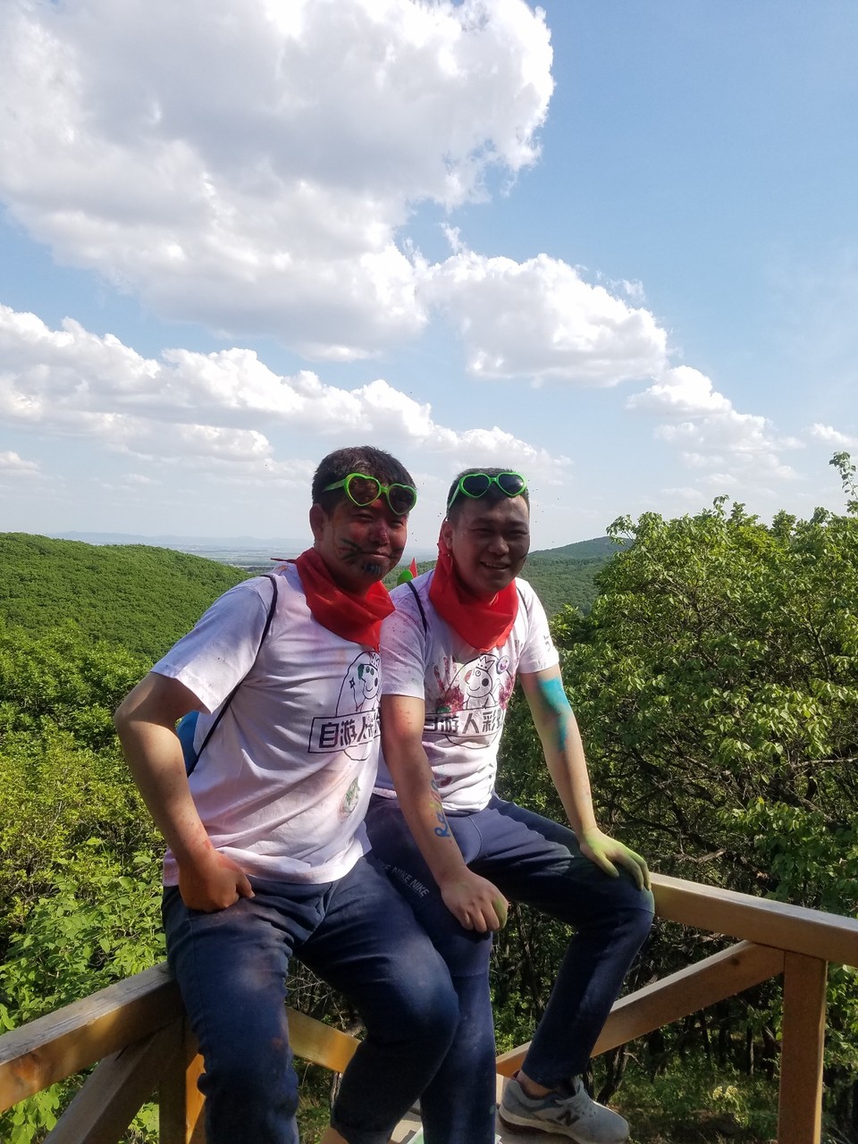 2F2C78F5-8591-4824-9328-53BEDE4EF03E