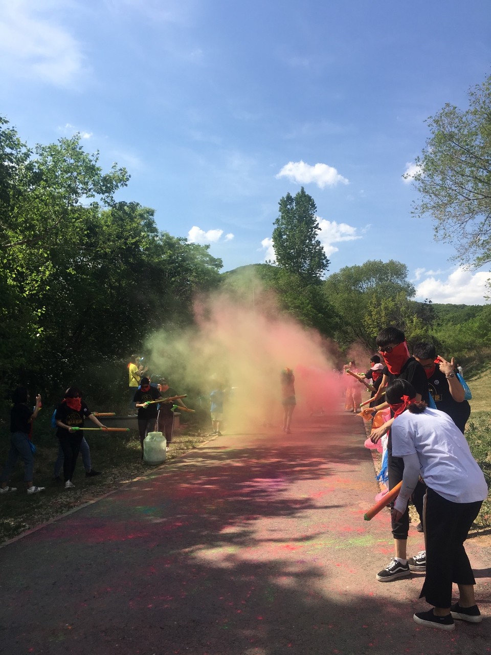 82F90E91-11CB-43B6-B9FD-0EEBFA3FEC00