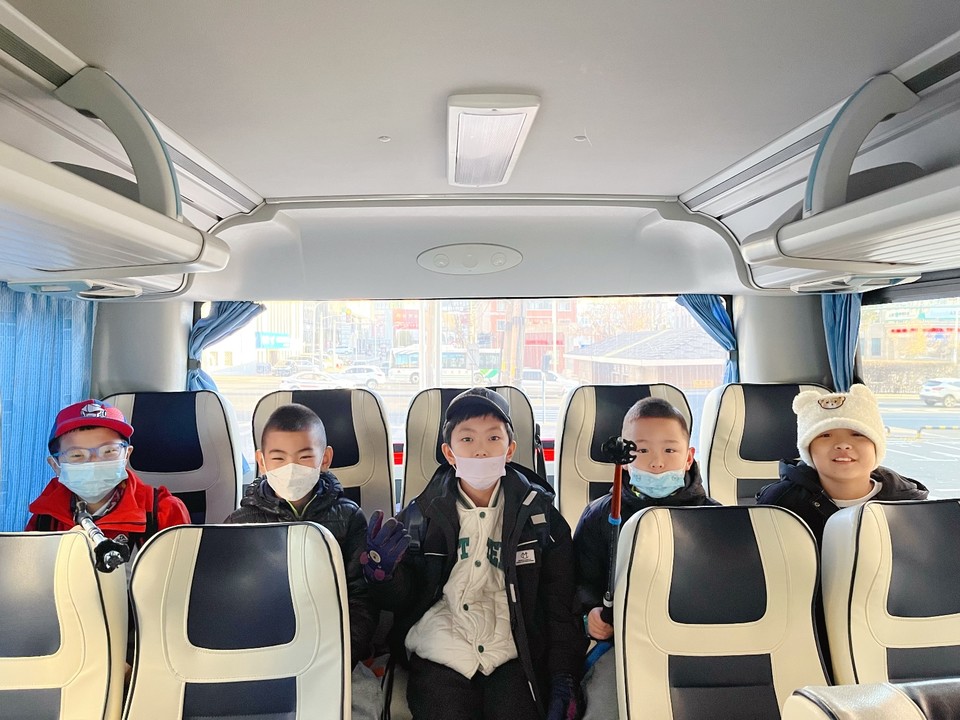 29A93E7F-6D72-4DF8-A6A1-ACED2159ED4B