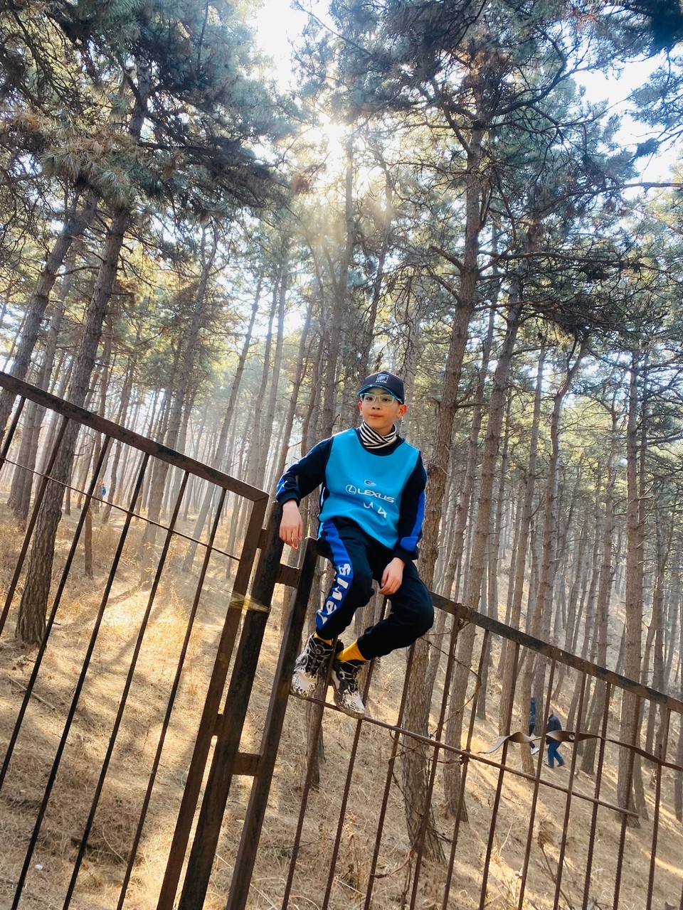 5FBA606D-3A59-4A5C-9944-0C810CB99265