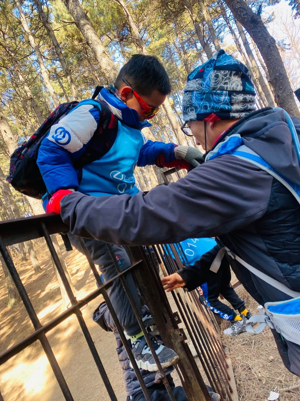 74F9FEF7-D510-42C0-8404-F28DA1CFCBA3