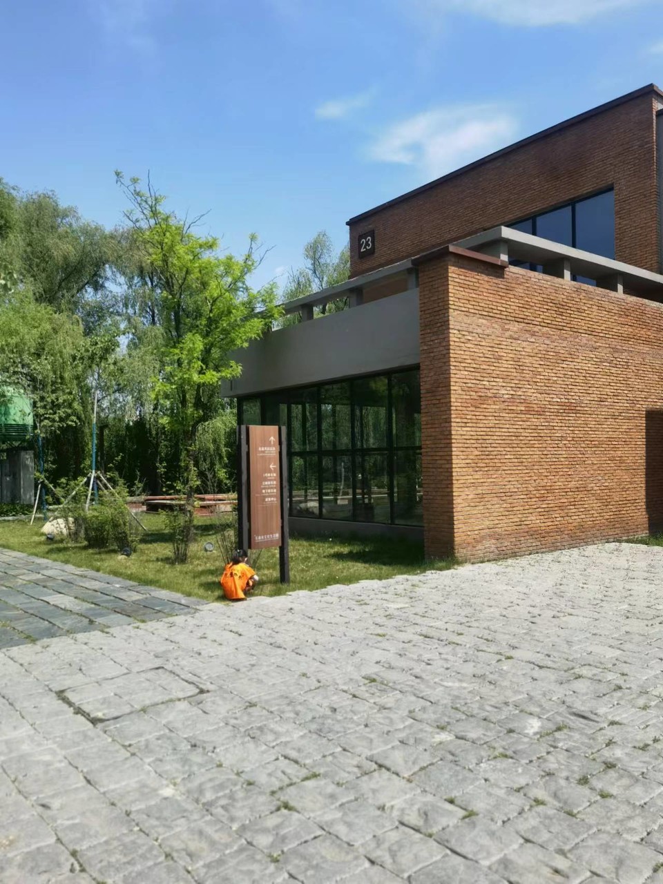 a4nygl_lchisLT83b1PHdlKYW-JM5nLti2Ecm7qHB4LlJ3V5VFNhw9Rgiul1Ovnc