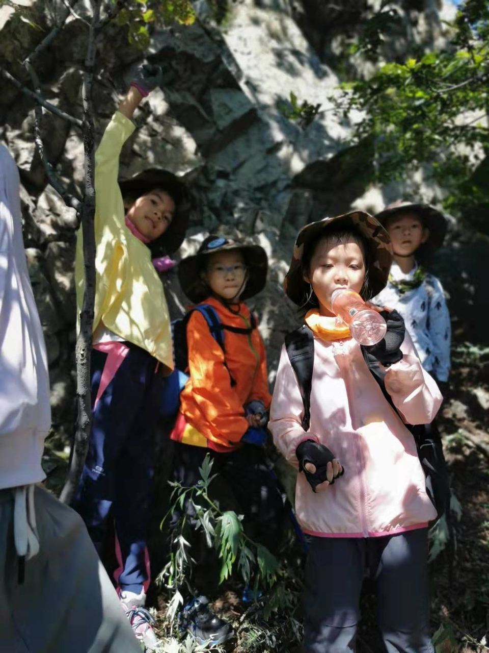 QmtpdJaQGdqyj4Y10ODWemqNS145AR8i3S7WamIs8CzNlDXicq_1ZKwUVZpyZQri