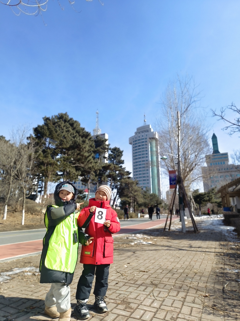 qHmiexYySQAIb3-TwyeBc2-a8GZEJzyXh15cMF2jAxy2_bhOAOT75sAz3YvsH5Kk