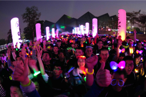 【正在报名】2017年8月26日为爱闪亮--自游人光电跑+世纪城彩灯节开启报名！