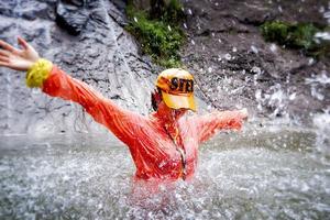 【童·活动】2021年7月18日DISCORY2021荒野求生1日营第四季溯溪营！