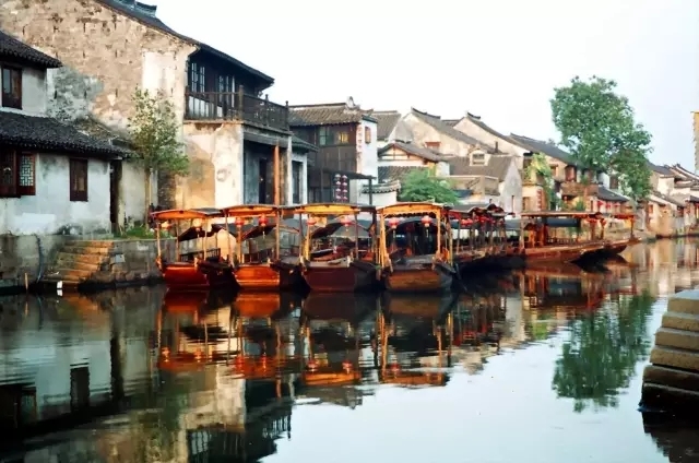 最适合女人旅游的10个地方,每年带我去一个,可好?