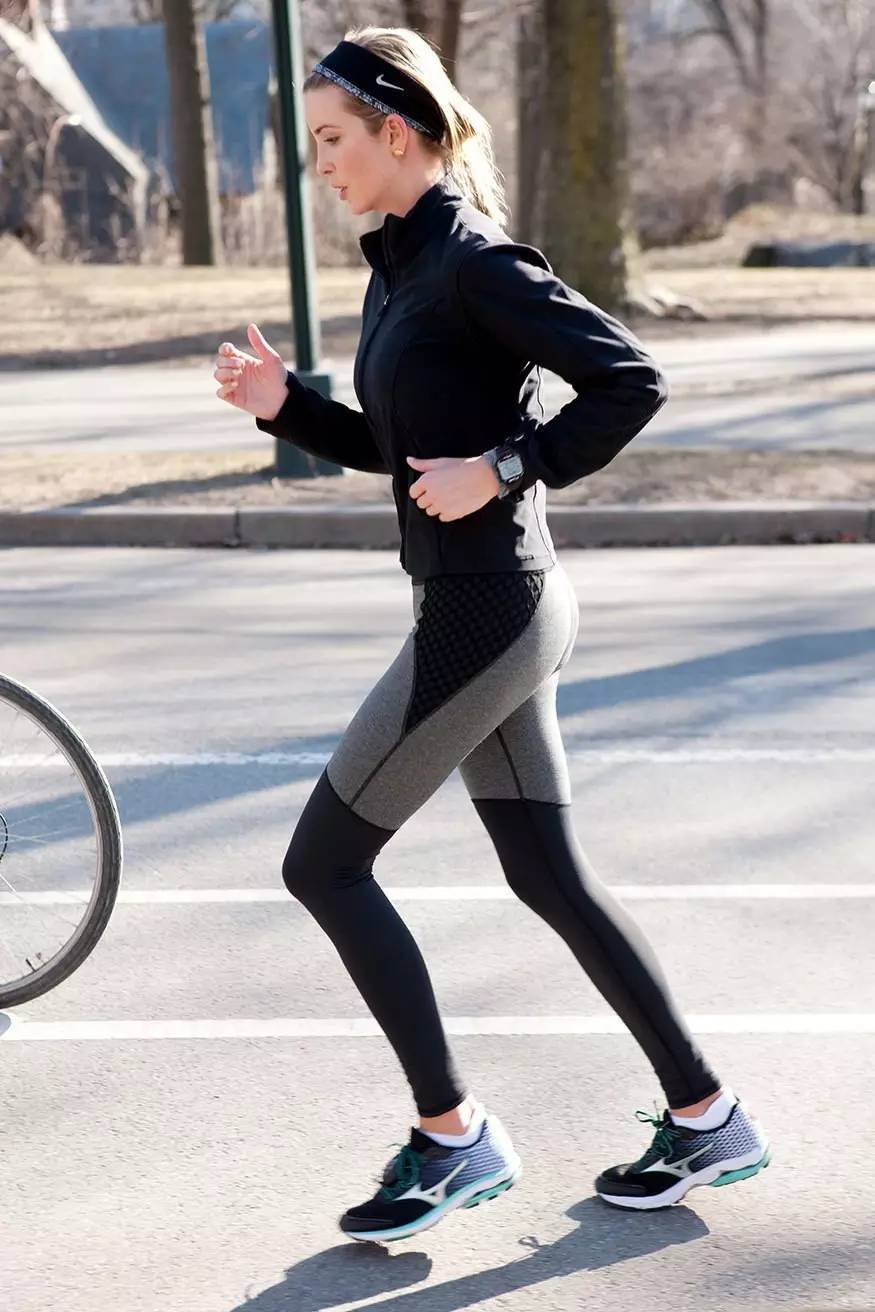 大咖们跑步穿啥鞋? | 轻松一分钟