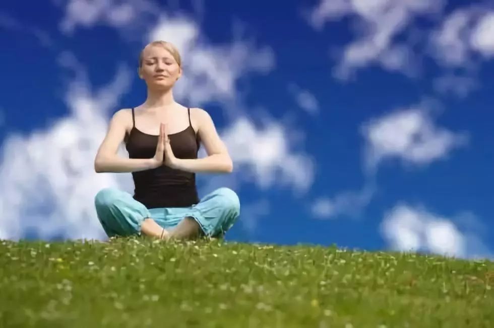 用呼吸调节身体与情绪