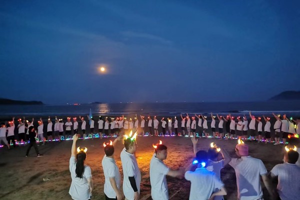 【沙滩烧烤+篝火晚会】7.9～10号（二天）朱家尖海边狂欢、露营、团队票价游景区